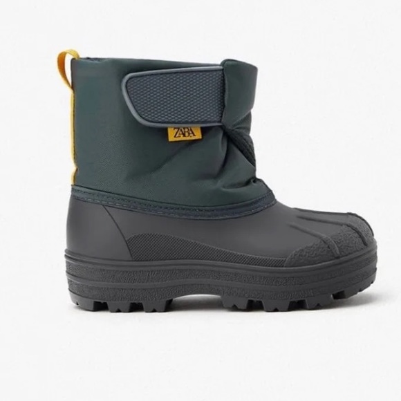 🔴SOLD🔴 Zara Toddler Boots - Picture 1 of 5